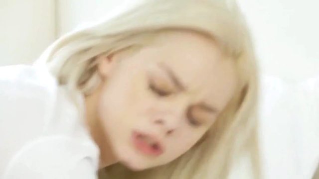 peworld030015 sample